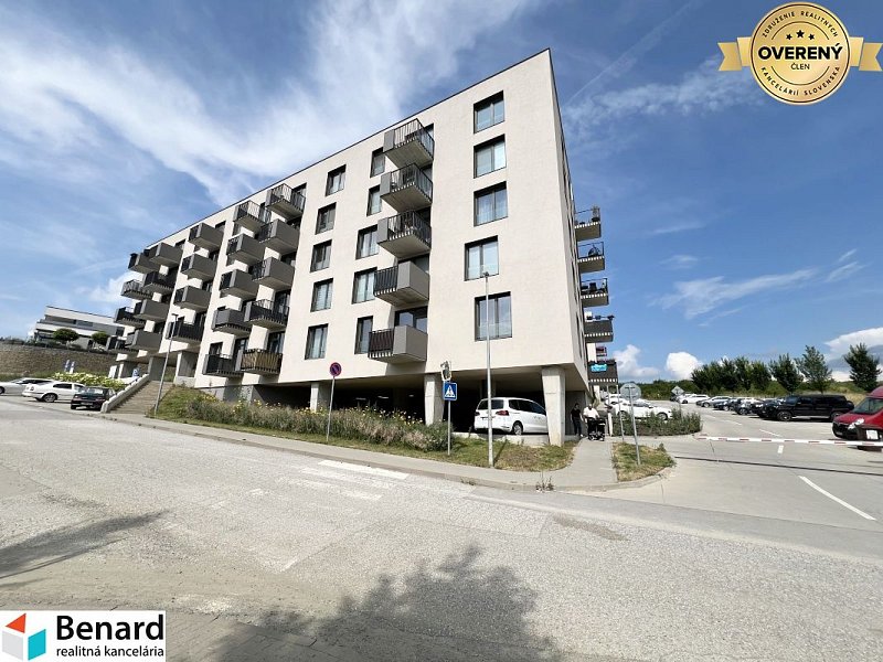 PREŠOV-NOVOSTAVBA,1 IZB. BYT, ZARIADENÝ, VL.PARK. MIESTO