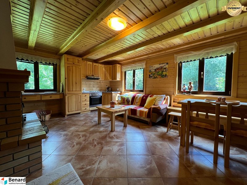 Výnimočná kompletne zariadená chata v Orlove na pozemku 995 m²