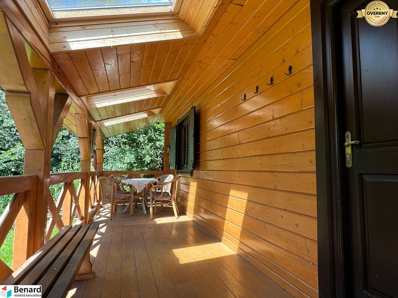 Výnimočná kompletne zariadená chata v Orlove na pozemku 995 m²
