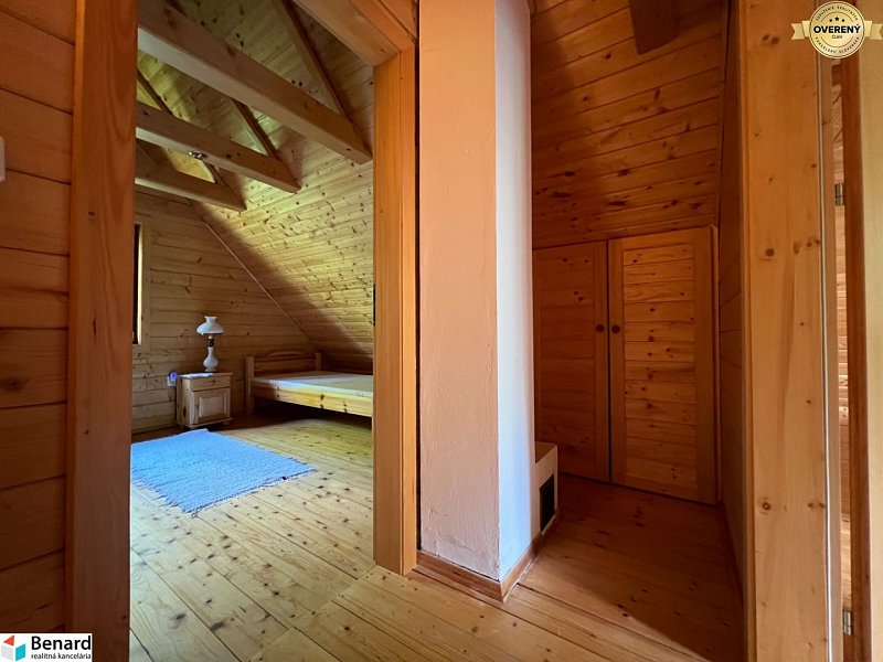 Výnimočná kompletne zariadená chata v Orlove na pozemku 995 m²