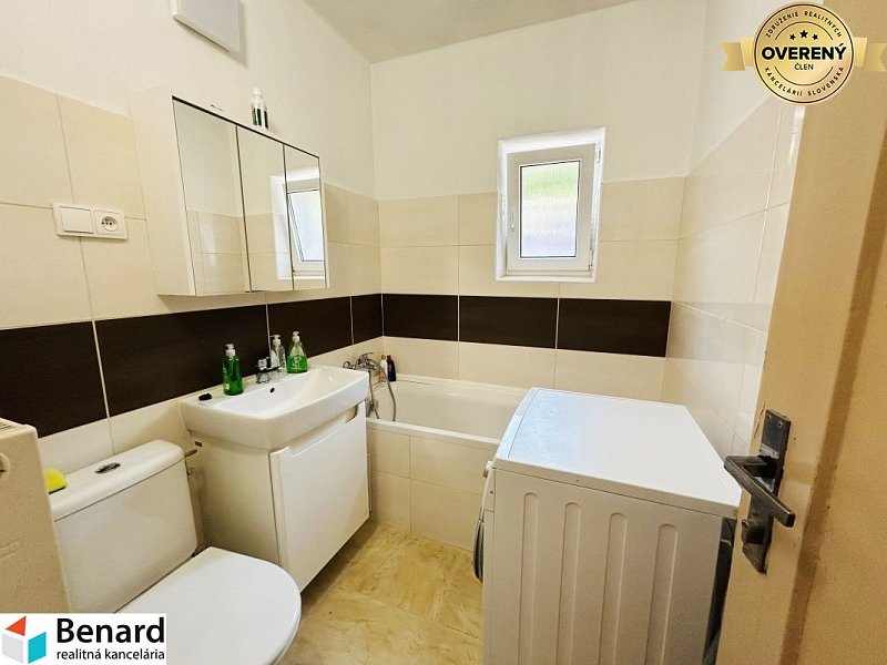 RD NA BÝVANIE AJ PODNIKANIE,1630m2, SABINOVSKÁ Ul., PREŠOV