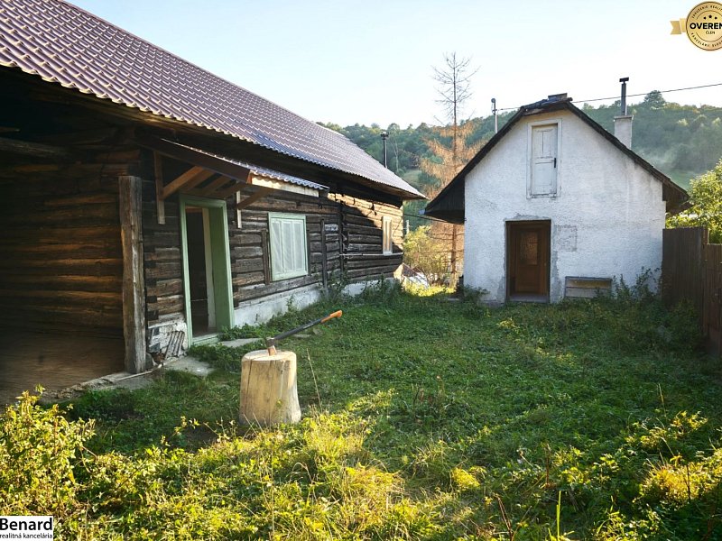 DREVENICA / RODINNÝ DOM V OBCI ČIRČ, 760 m2